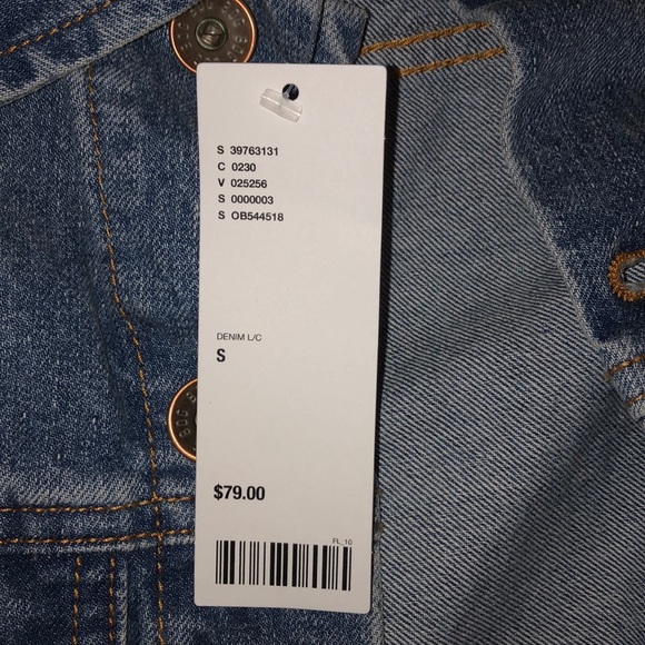 Urban Outfitters jean jacket - Picture 6 of 6